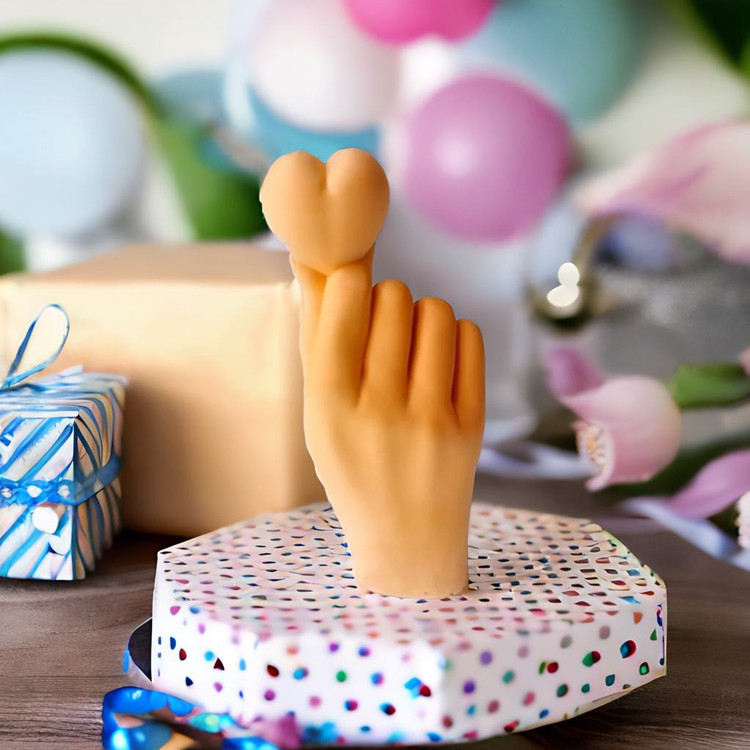 شمع تزئینی دست عشق سه بعدی سفید