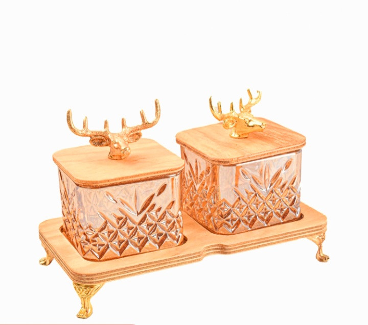 شکلات خوری دوخانه گوزن